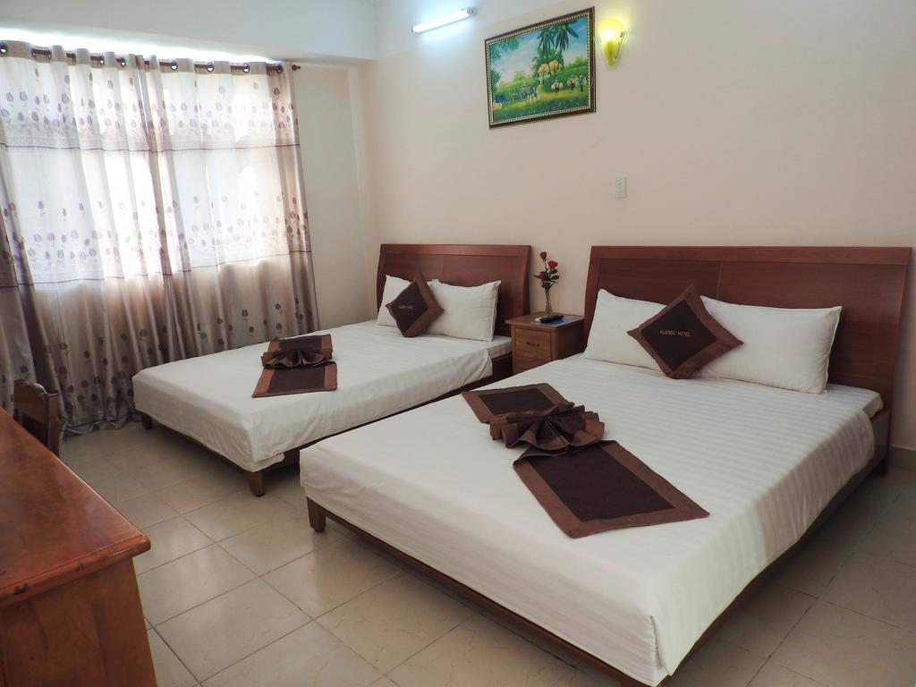 Blue Sea Hotel Вунгтау Экстерьер фото